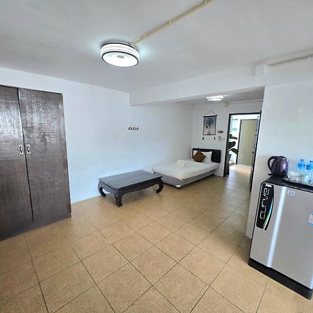 Happy 99 Guest House Patong 외부 사진