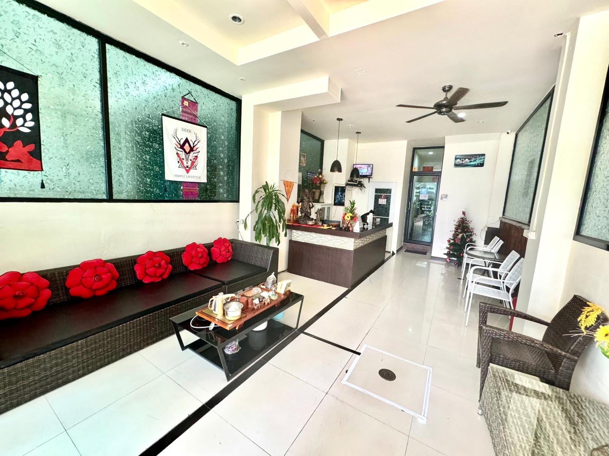 Happy 99 Guest House Patong 외부 사진