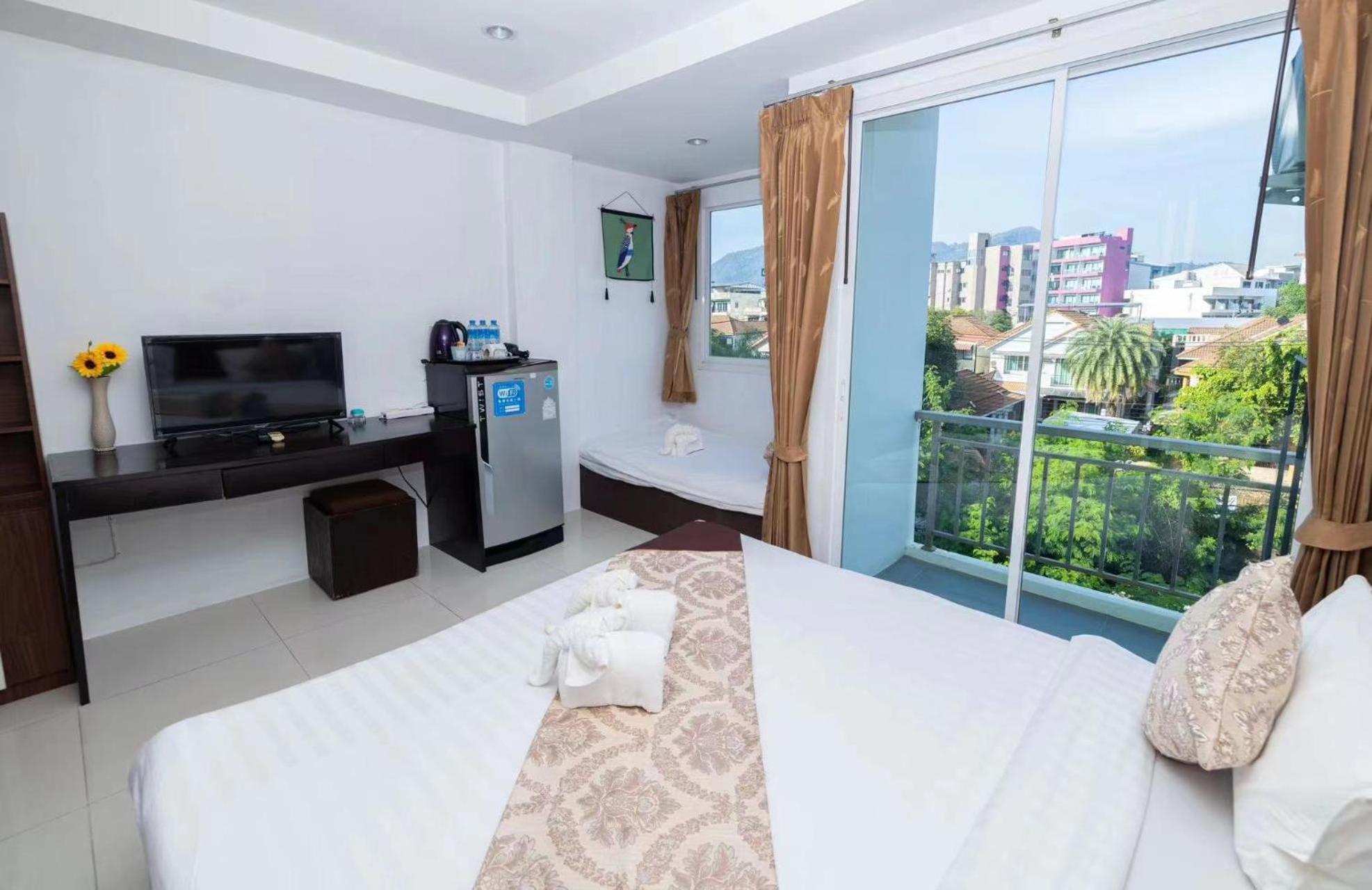 Happy 99 Guest House Patong 외부 사진