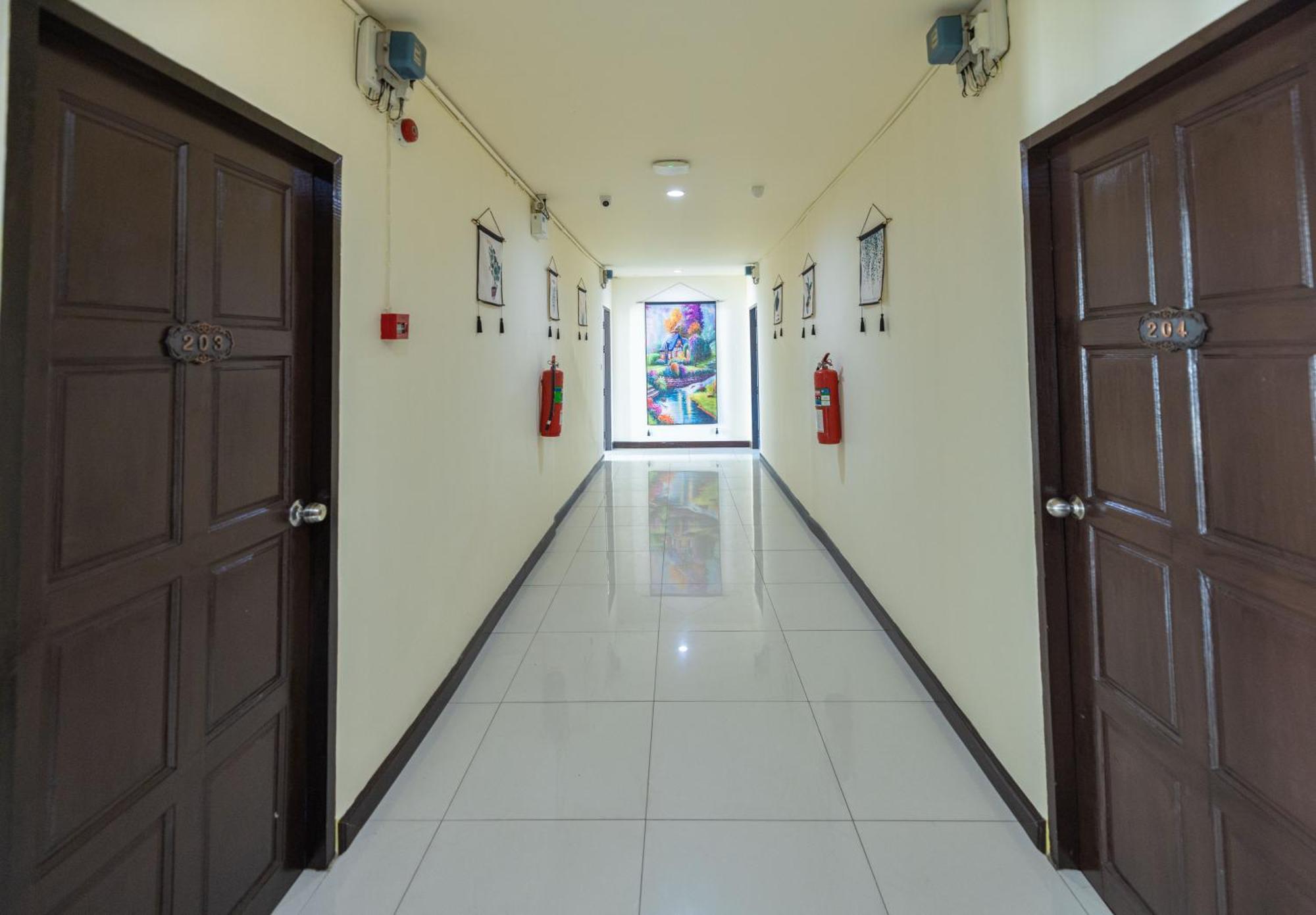 Happy 99 Guest House Patong 외부 사진