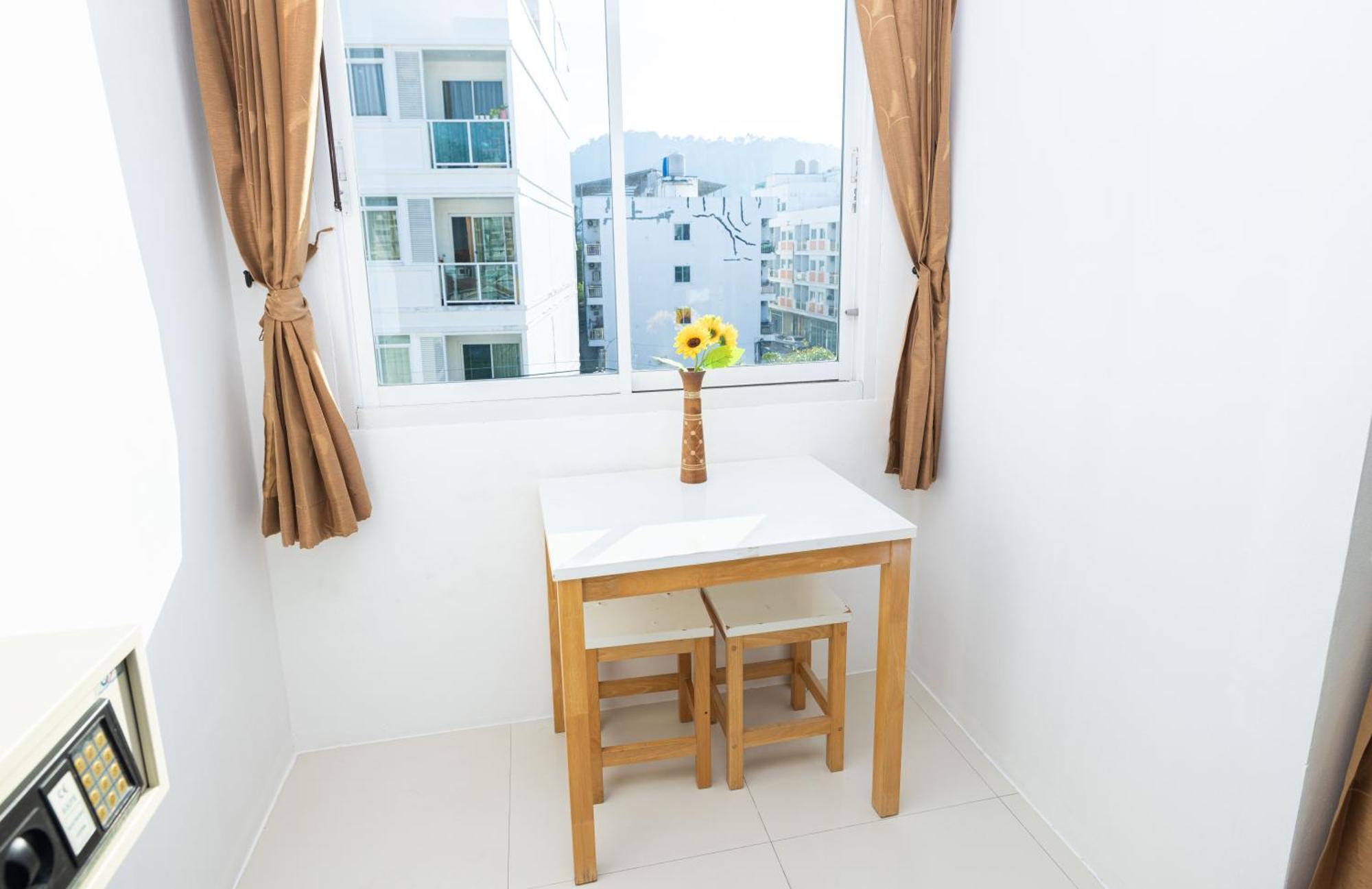 Happy 99 Guest House Patong 외부 사진