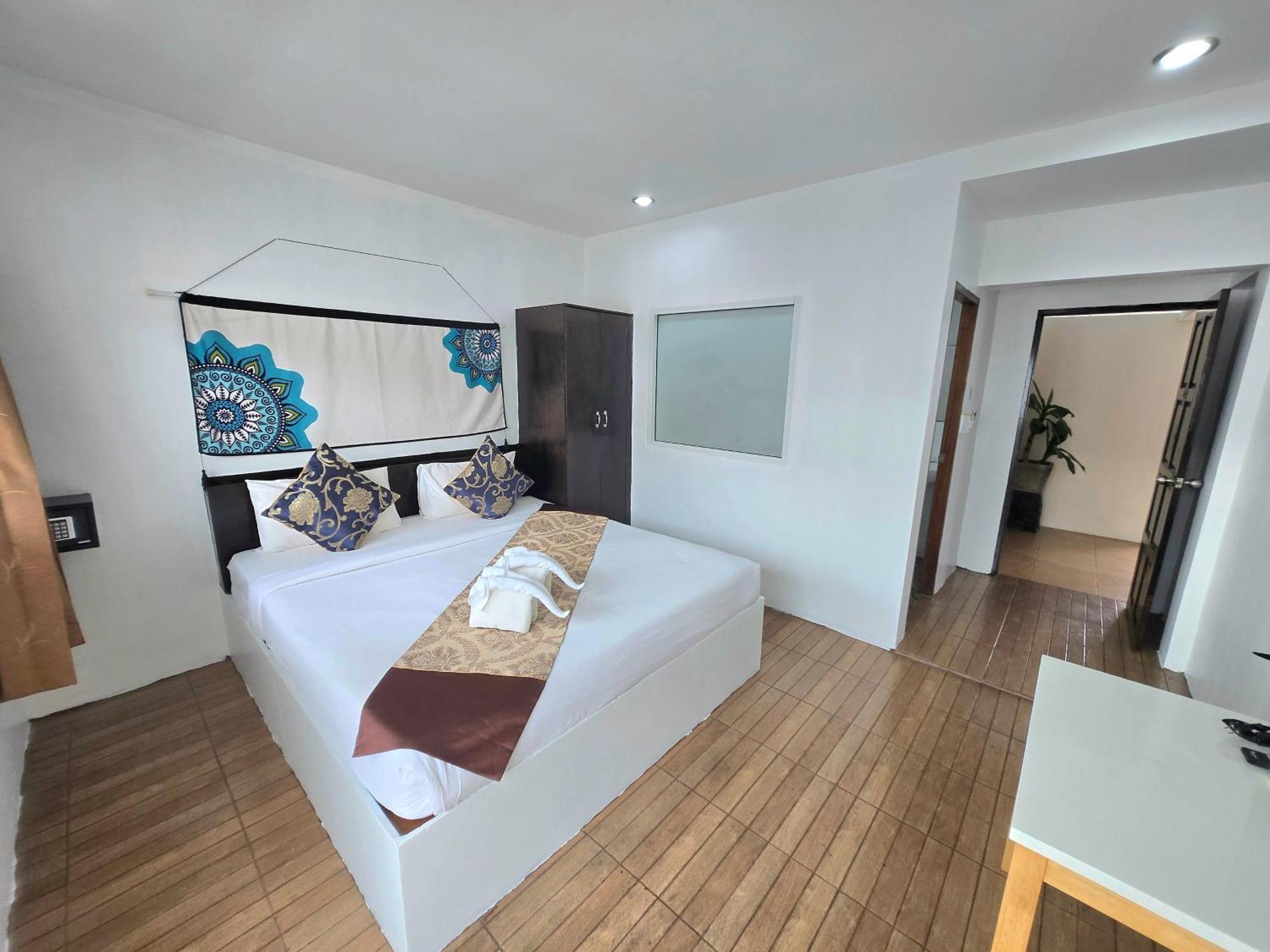 Happy 99 Guest House Patong 외부 사진
