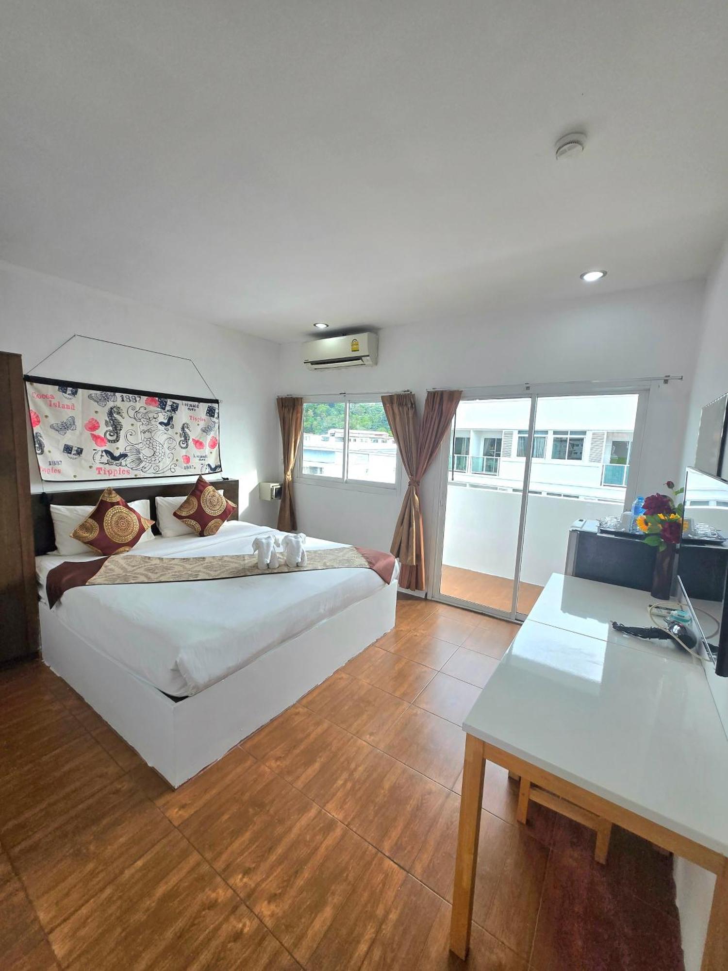 Happy 99 Guest House Patong 외부 사진