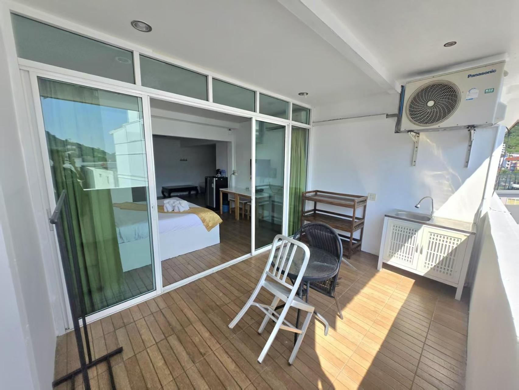 Happy 99 Guest House Patong 외부 사진