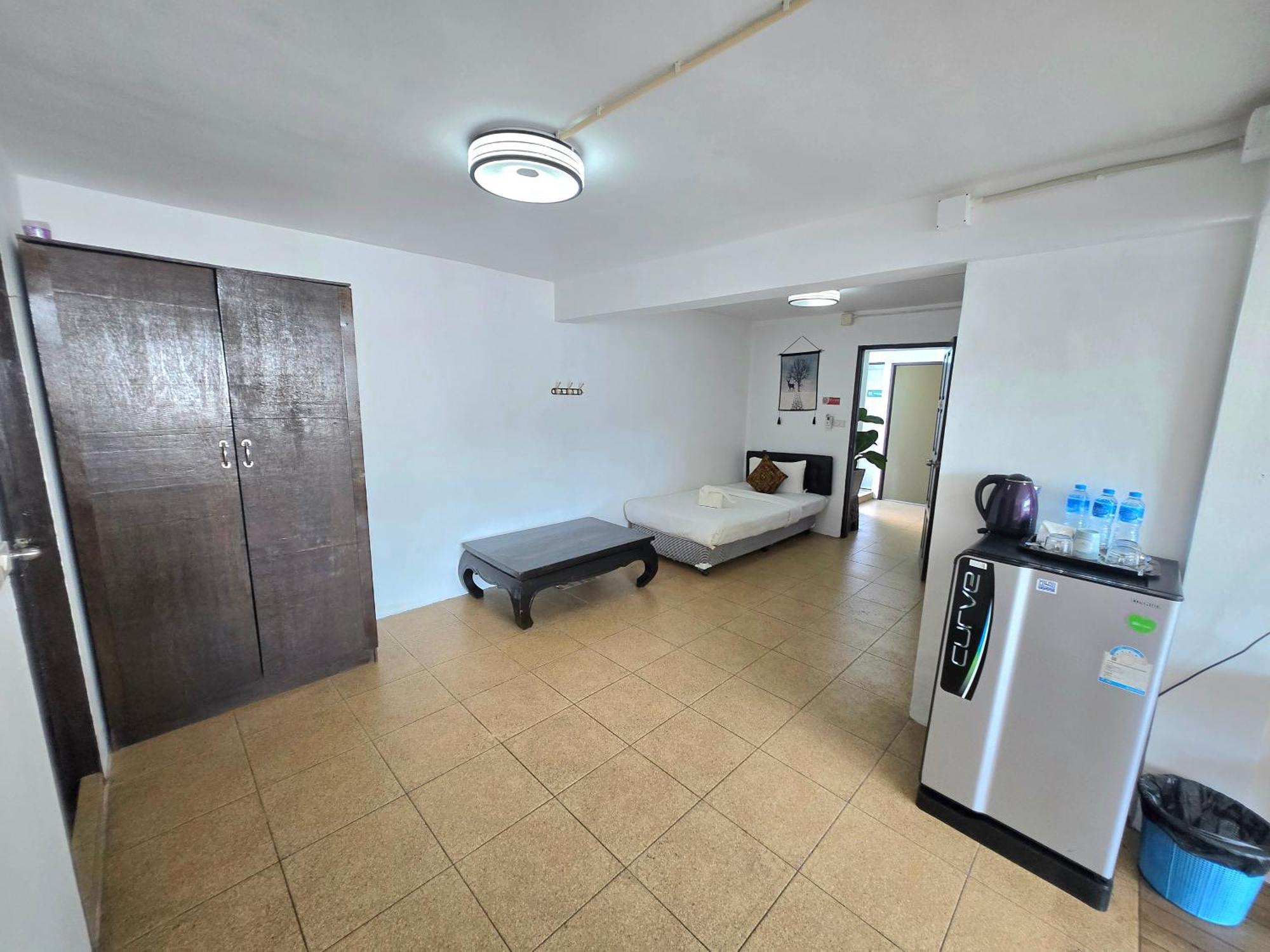 Happy 99 Guest House Patong 외부 사진