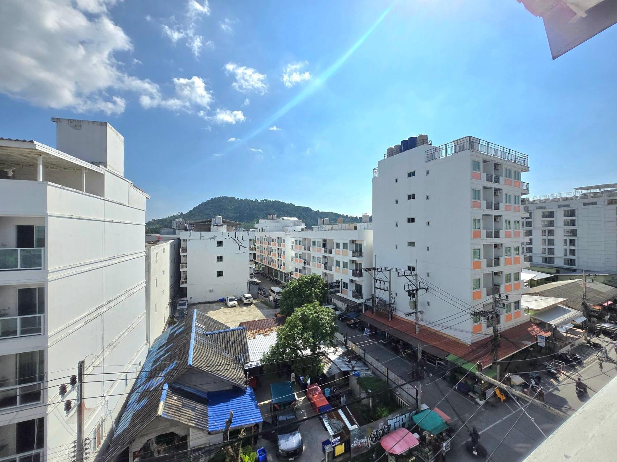 Happy 99 Guest House Patong 외부 사진