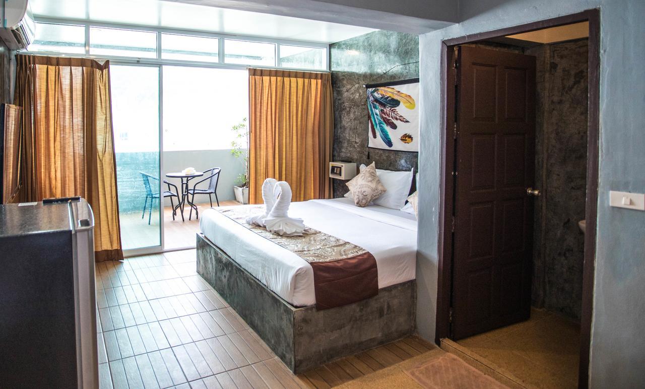 Happy 99 Guest House Patong 외부 사진
